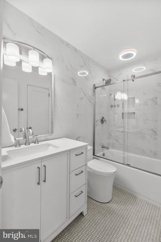 2320 EMERALD HEIGHTS CT, Reston, VA 20191