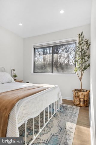 2320 EMERALD HEIGHTS CT, Reston, VA 20191