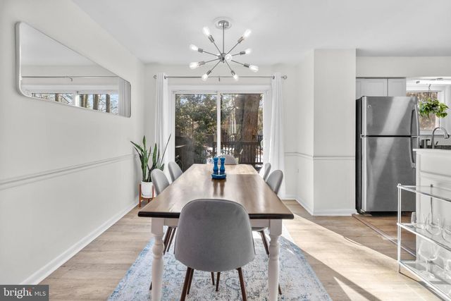 2320 EMERALD HEIGHTS CT, Reston, VA 20191