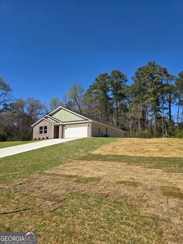 239 Swan Lake Road, Stockbridge, GA 30281