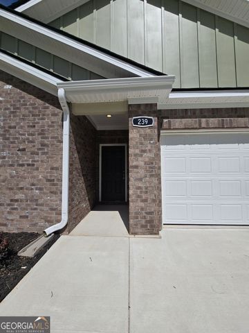239 Swan Lake Road, Stockbridge, GA 30281