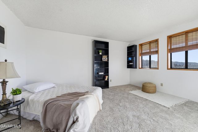 26181 Bear Valley Road, Tehachapi, CA 93561