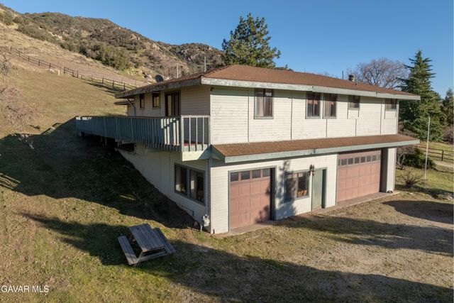 26181 Bear Valley Road, Tehachapi, CA 93561