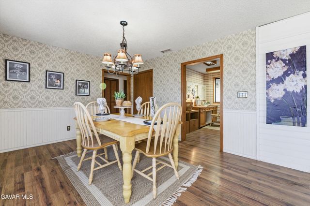 26181 Bear Valley Road, Tehachapi, CA 93561