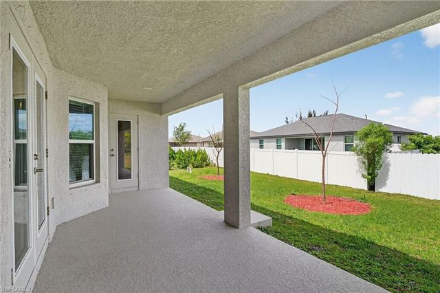 2729 5th TER, Cape Coral, FL 33993