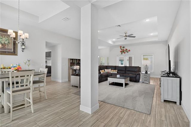 2729 5th TER, Cape Coral, FL 33993