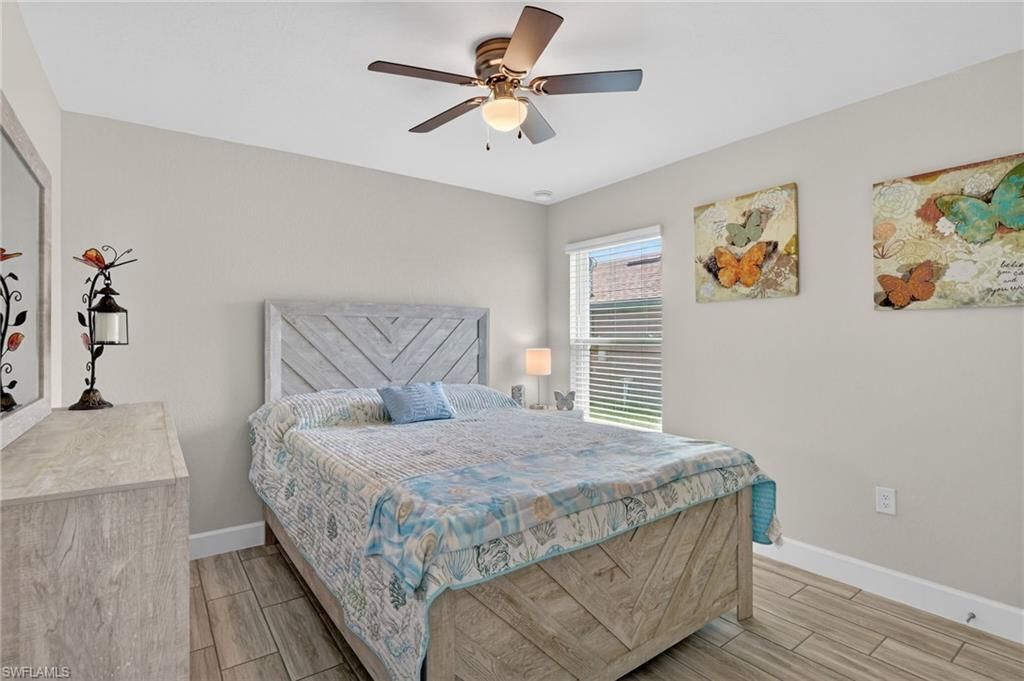 Image 27 of property listing at 2729 5th TER, Cape Coral, FL 33993