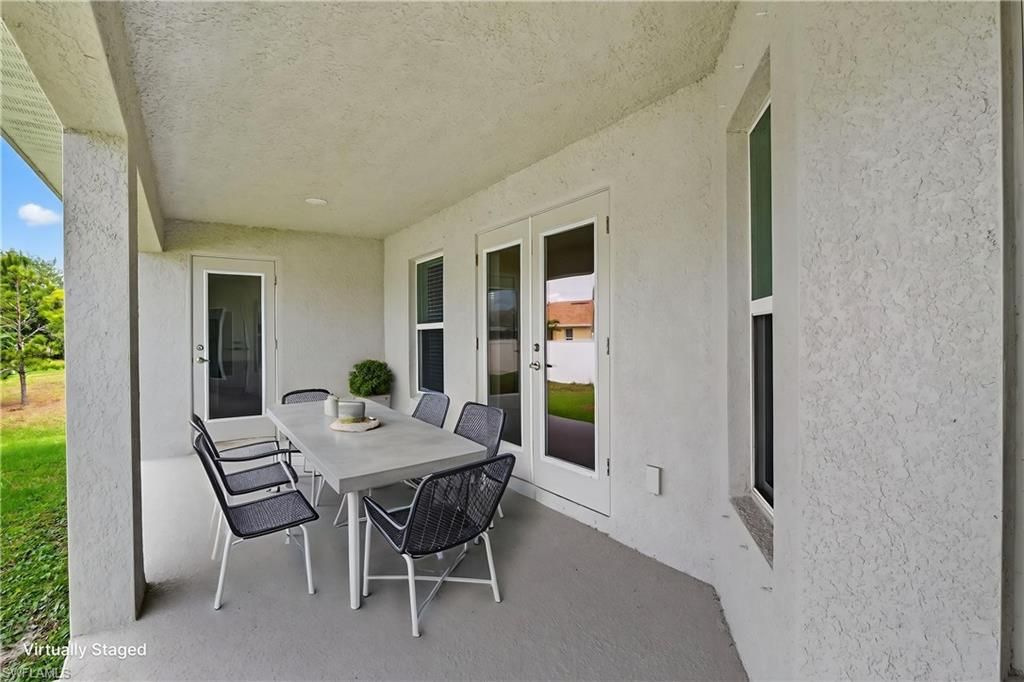 Image 37 of property listing at 2729 5th TER, Cape Coral, FL 33993