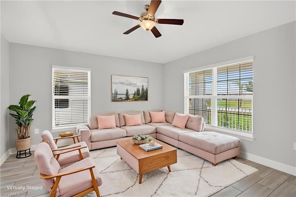 Image 8 of property listing at 2729 5th TER, Cape Coral, FL 33993