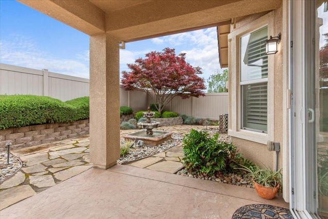 2053 Shady Oak St, Manteca, CA 95336