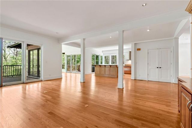6960 Riverside Drive, Atlanta, GA 30328