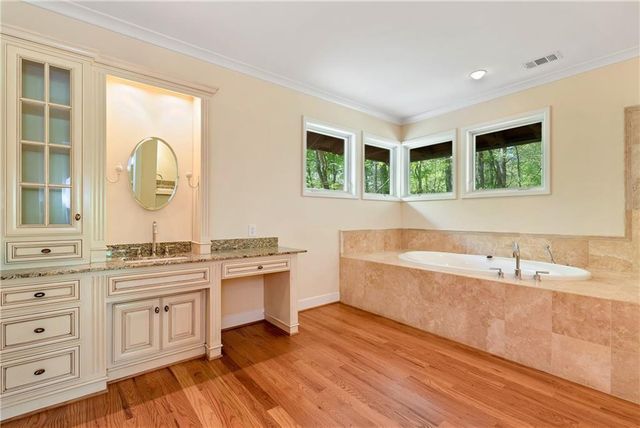 6960 Riverside Drive, Atlanta, GA 30328