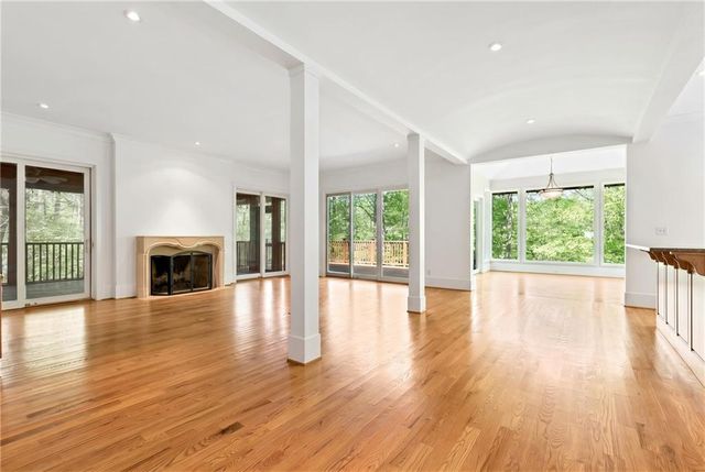 6960 Riverside Drive, Atlanta, GA 30328