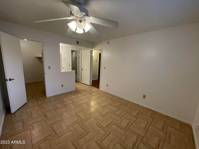 533 W GUADALUPE Road 1094, Mesa, AZ 85210
