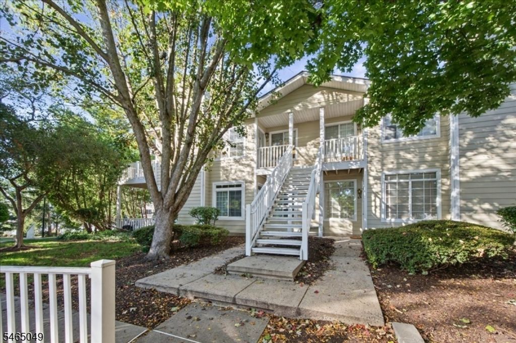 80 Wentworth Rd, Bedminster Twp., NJ 07921 — exterior