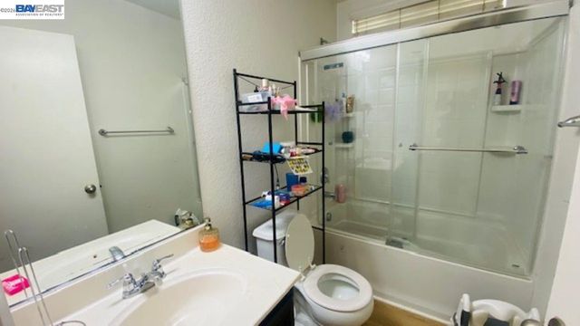 2648 Hayden Brook Dr, Stockton, CA 95212
