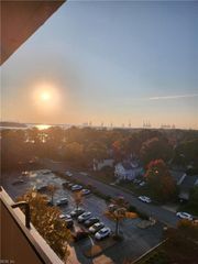 7320 Glenroie Ave Apt 10F, Norfolk, VA 23505