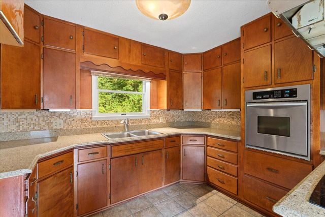 3630 Elder Mountain Road, Chattanooga, TN 37419