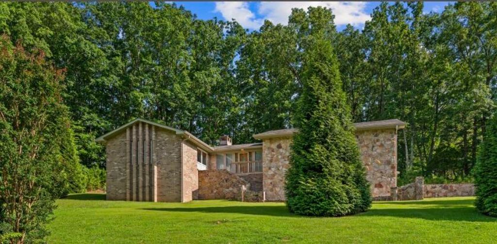 3630 Elder Mountain Road, Chattanooga, TN 37419