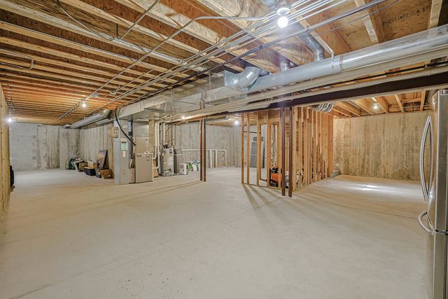 7 Tournament Drive S, Hawthorn Woods, IL 60047