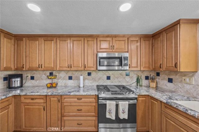 256 N Quail Lane, Orange, CA 92869