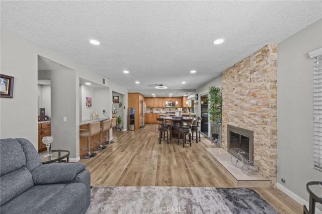256 N Quail Lane, Orange, CA 92869
