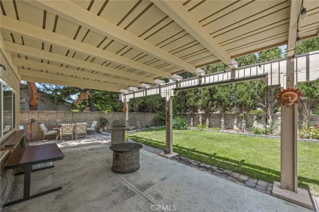 256 N Quail Lane, Orange, CA 92869