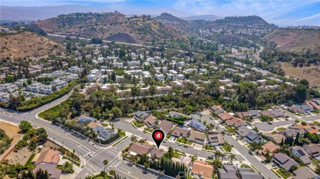 256 N Quail Lane, Orange, CA 92869