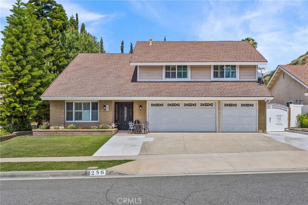 256 N Quail Lane, Orange, CA 92869