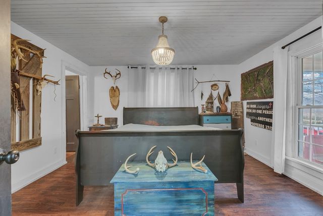 11594 Beersheba Hwy, Mcminnville, TN 37110