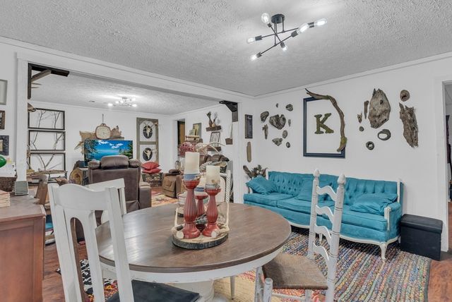 11594 Beersheba Hwy, Mcminnville, TN 37110