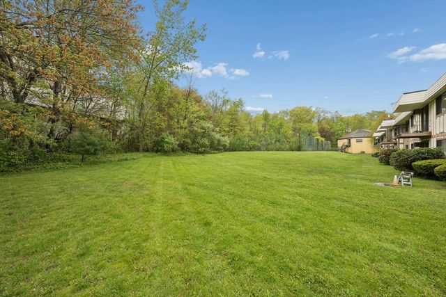 395 Merrimack St 42, Methuen, MA 01844