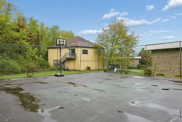 395 Merrimack St 42, Methuen, MA 01844