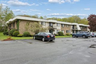 395 Merrimack St 42, Methuen, MA 01844