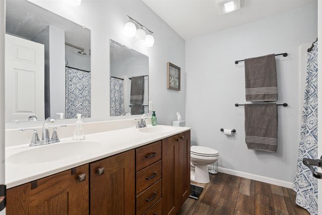 703 Juniper Drive, Independence, IA 50644