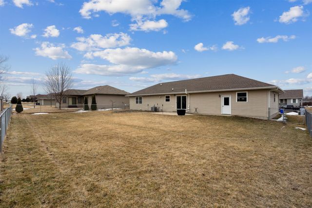 703 Juniper Drive, Independence, IA 50644