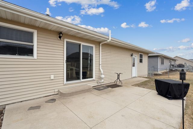 703 Juniper Drive, Independence, IA 50644