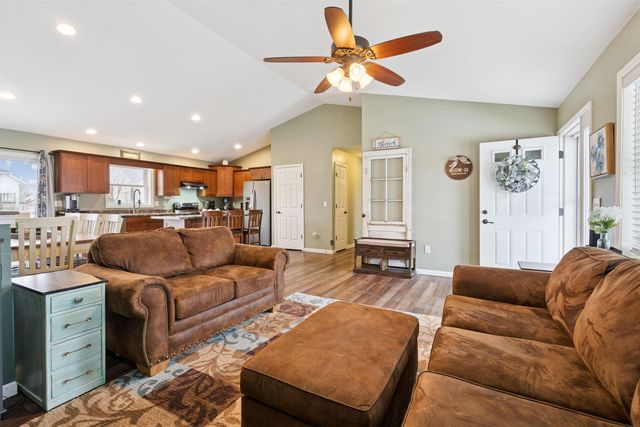 703 Juniper Drive, Independence, IA 50644