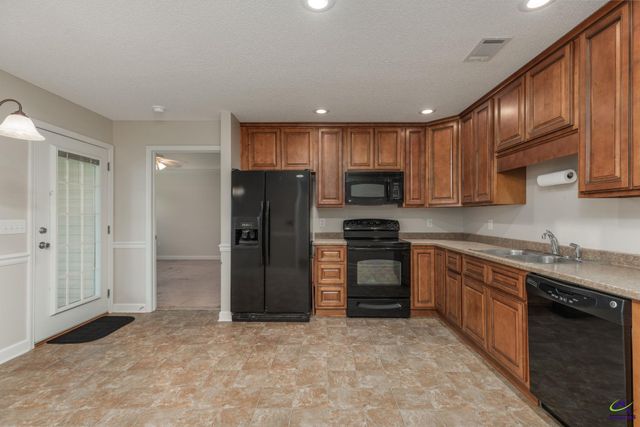 240 Summerstone Bend, Warner Robins, GA 31088