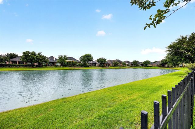 26303 Serenity Oaks Drive, Richmond, TX 77406