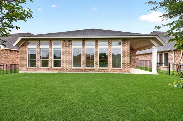 26303 Serenity Oaks Drive, Richmond, TX 77406