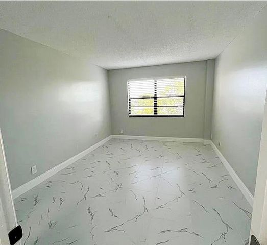 4640 W Lucerne Lakes Blvd Boulevard 505, Lake Worth, FL 33467