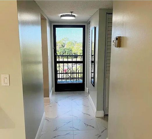 4640 W Lucerne Lakes Blvd Boulevard 505, Lake Worth, FL 33467