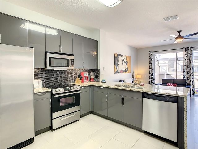 2367 SILVER PALM DRIVE, Kissimmee, FL 34747