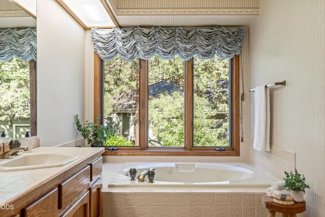 20396 Buttermilk, Bend, OR 97702
