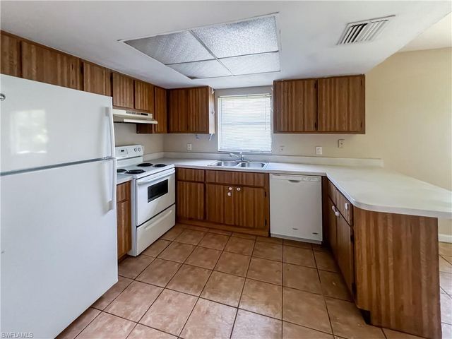 17582 Cypress Point RD, Fort Myers, FL 33967