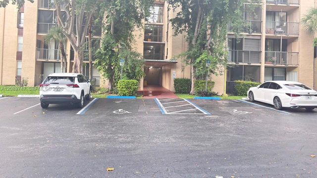 14401 N Kendall Drive 301N, Miami, FL 33186