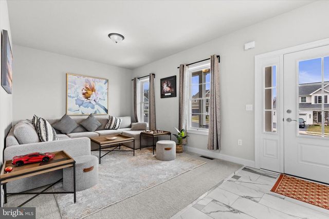 182 MAGNOLIA DR, Middletown, PA 17057