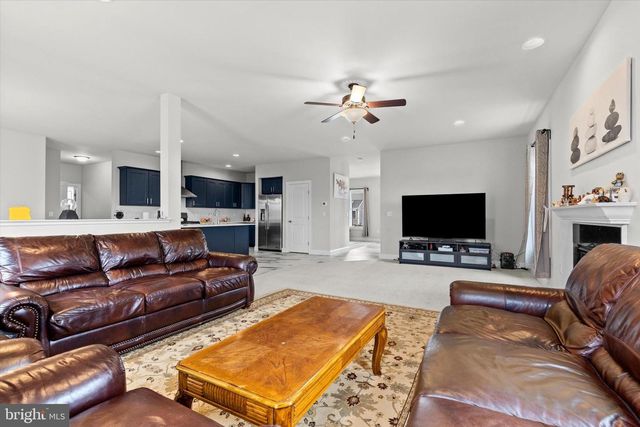 182 MAGNOLIA DR, Middletown, PA 17057