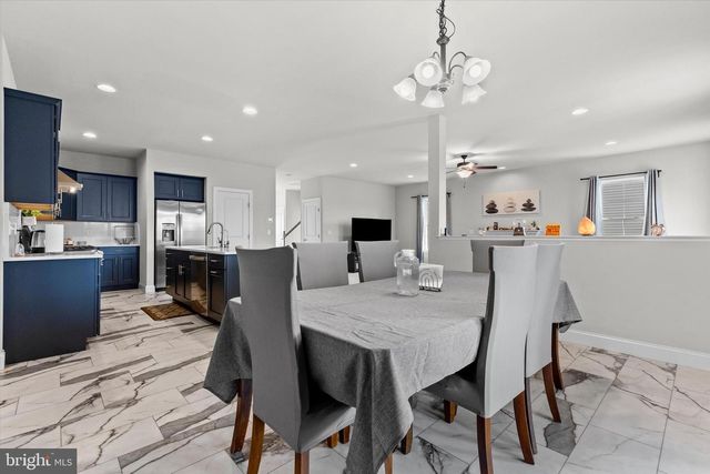 182 MAGNOLIA DR, Middletown, PA 17057